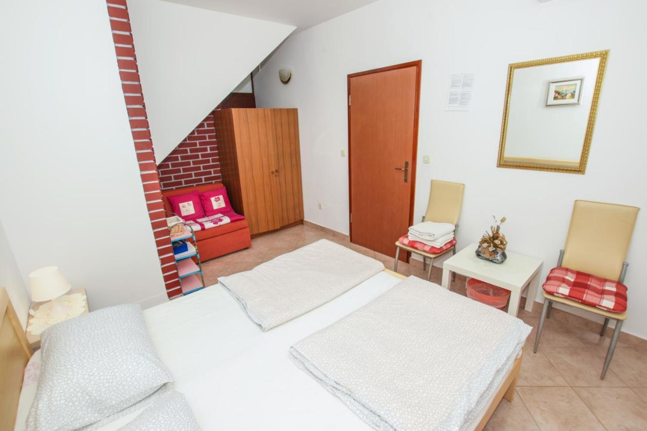 Apartments Ritosa Poreč Exteriör bild